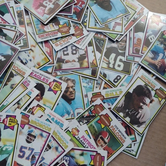 1979 Football Cards - Picture 4 of 5